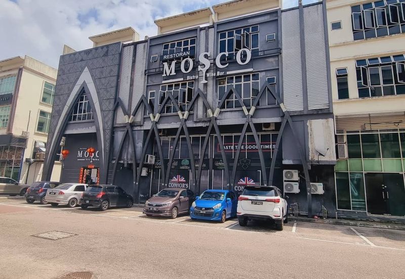 Pusat Perdagangan Danga Utama