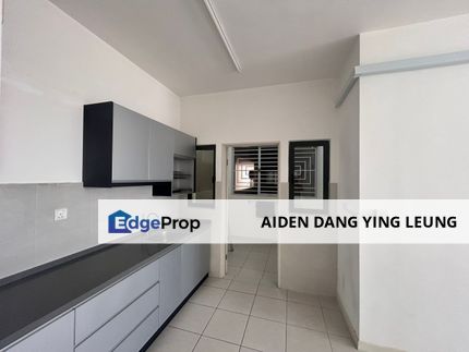 Casa Green Partially Furnish 3 Bedroom For Rent Ready Move In, Kuala Lumpur, Bukit Jalil