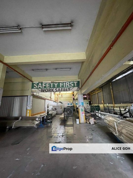 Desa Cemerlang Semi-D Factory, Johor, Ulu Tiram