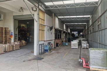 Nusa Cemerlang Industrial Park