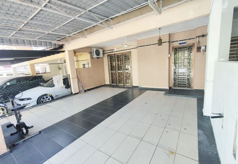 Kota Puteri, Batu Arang