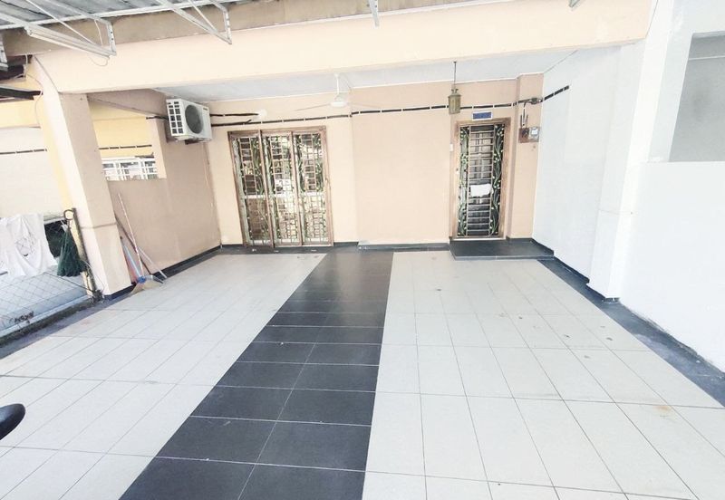 Kota Puteri, Batu Arang