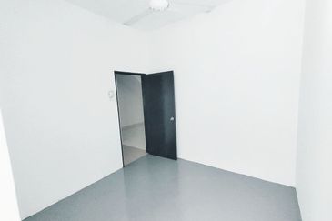 Kota Puteri, Batu Arang