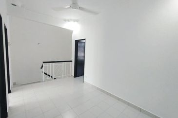 Kota Puteri, Batu Arang