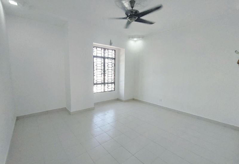 Kota Puteri, Batu Arang