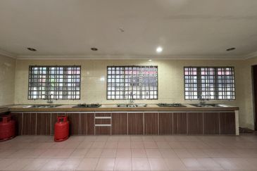 Rumah Semi D , Fully Renovated di Seksyen 3, Bandar Baru Bangi