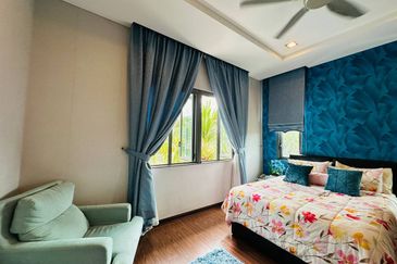 Perdana Lakeview East