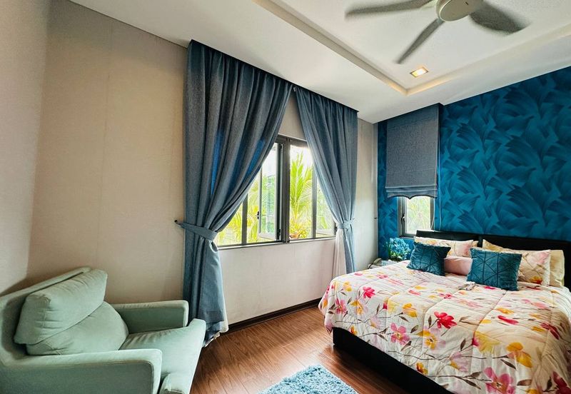 Perdana Lakeview East