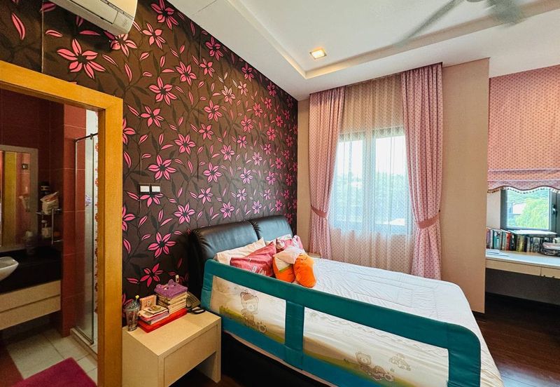 Perdana Lakeview East