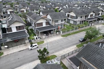 Tiana Elmina Gardens