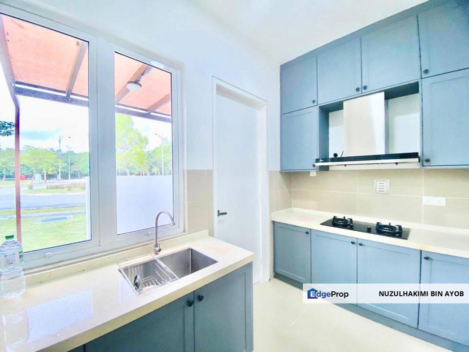 Near Surau Renovated 2 1/2 Storey Hyperlink House at Duta Villa Presint 14 Putrajaya, Putrajaya, Putrajaya