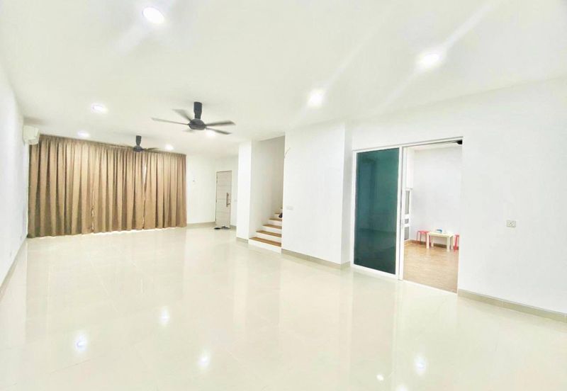 Duta Villa, Presint 14