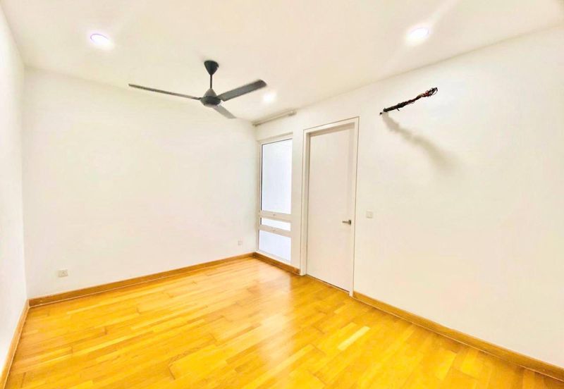 Duta Villa, Presint 14