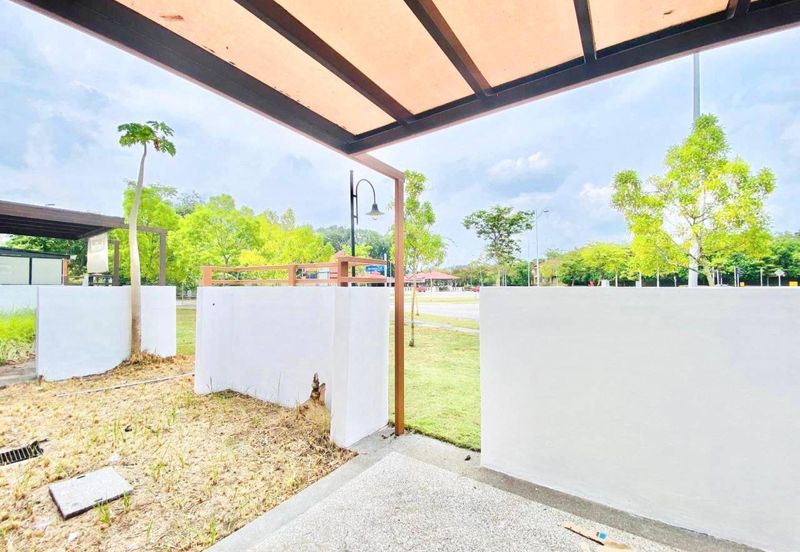 Duta Villa, Presint 14