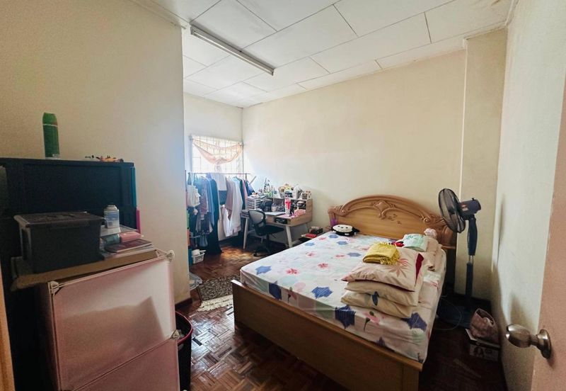 Facing Open Paling Murah Double Storey Terrace at Taman Puncak Utama , Kajang