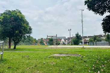 Facing Open Paling Murah Double Storey Terrace at Taman Puncak Utama , Kajang