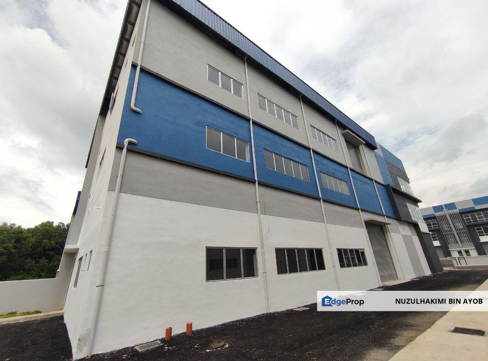 New Semi D Factory at Balakong Jaya , Selangor, Balakong