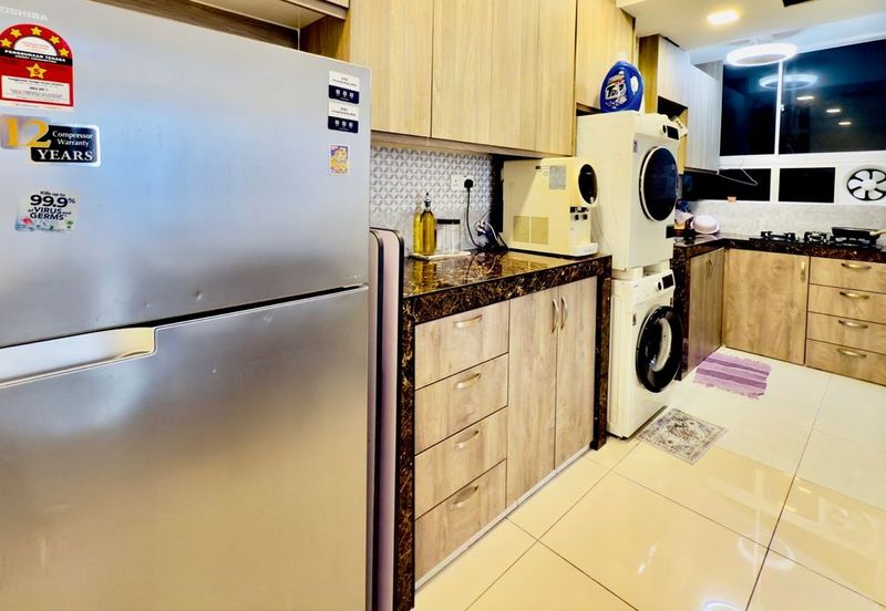 Platinum Splendor Residence