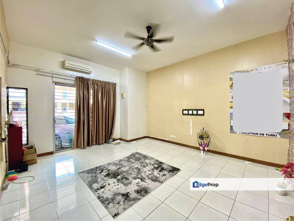 [FREEHOLD] 22X75 NON BUMI LOT GATED AND GUARDED DOUBLE STOREY TERRACE HOUSE ALAM SARI (ILMIA) KAJANG SELANGOR, Selangor, Bangi