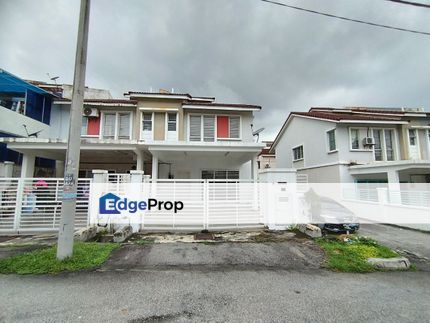 GATED AND GUARDED DOUBLE STOREY TERRACE HOUSE BUMI LOT TAMAN DATO DEMANG BANDAR PUTRA PERMAI SERI KEMBANGAN, Selangor, Seri Kembangan