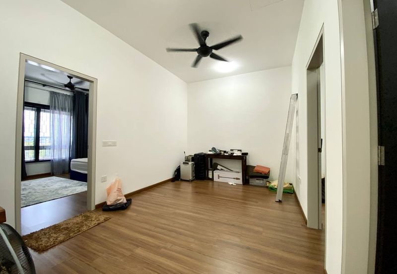 Serenia Amani @ Serenia City