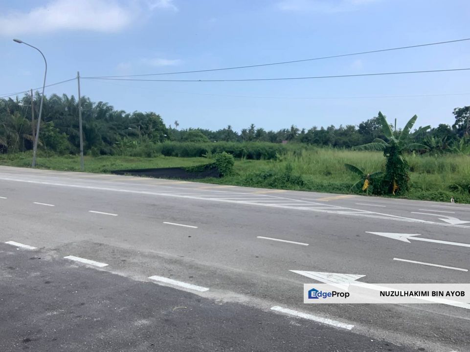 Tanah 4.5 Ekar Zoning Perumahan Tepi Jalan Morib, Banting Selangor, Selangor, Banting