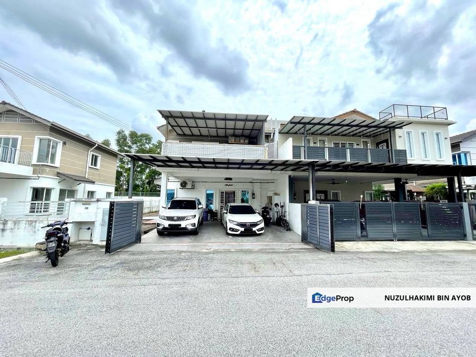 Rumah Semi D Mewah di Taman Desiran Bayu, Puchong, Selangor, Puchong