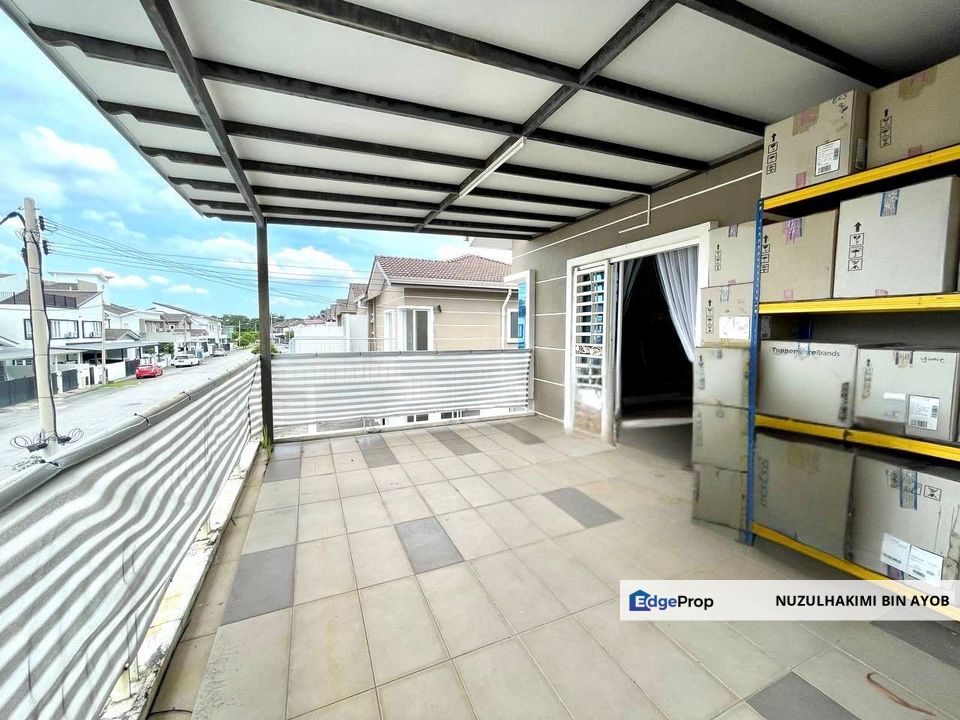 Rumah Semi D Mewah di Taman Desiran Bayu, Puchong, Selangor, Puchong