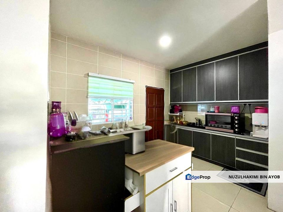 Rumah Semi D Mewah di Taman Desiran Bayu, Puchong, Selangor, Puchong