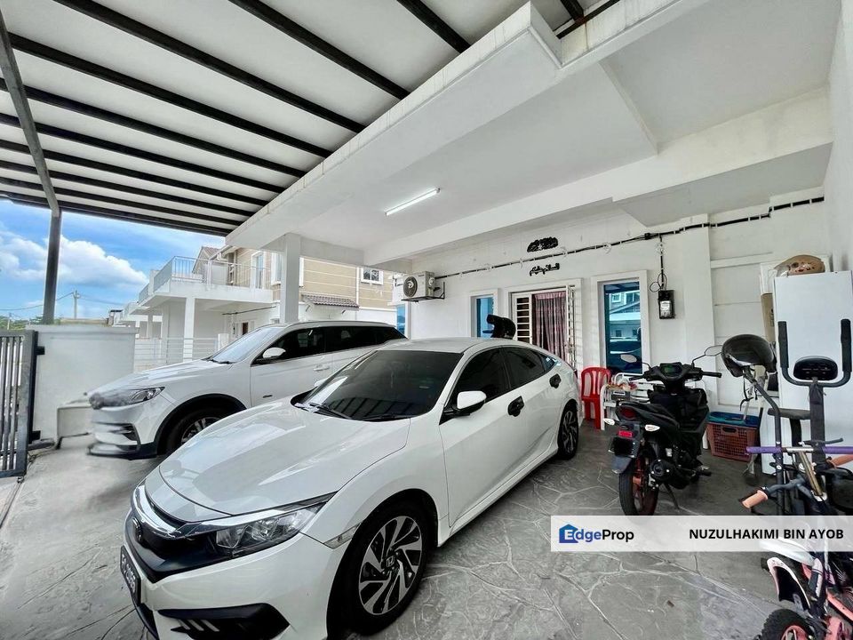 Rumah Semi D Mewah di Taman Desiran Bayu, Puchong, Selangor, Puchong