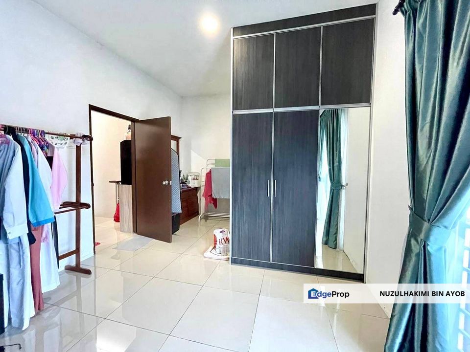 Rumah Semi D Mewah di Taman Desiran Bayu, Puchong, Selangor, Puchong