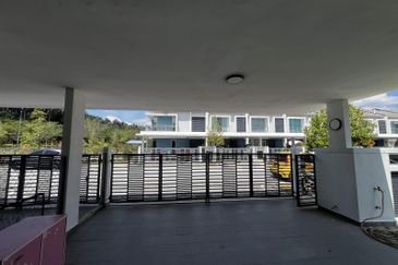 Laman Mawar @ Kota Seriemas