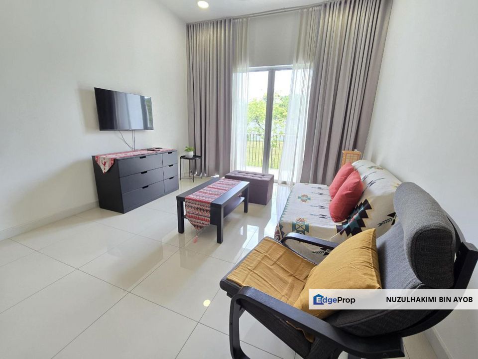 Renovated and Spacious Ridgefield Residence Townhouse at Tropicana Height, Kajang, Selangor, Kajang