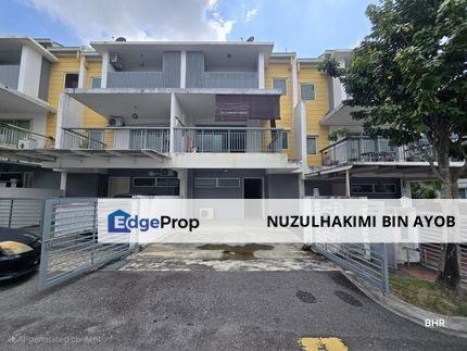 Renovated 2.5 Storey Terrace House Nadayu 92 Kajang, Selangor, Semenyih