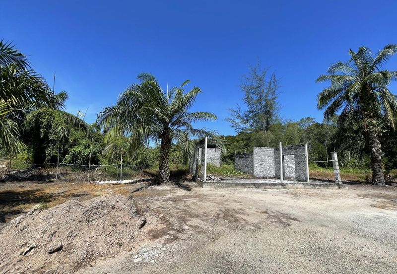 Main Road Frontage 1.9acre agriculture land 