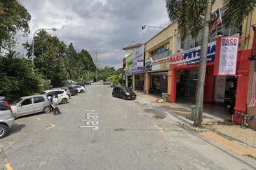 2 storey Shop Lot Facing Main Road at Seksyen 4 Bandar Baru Bangi