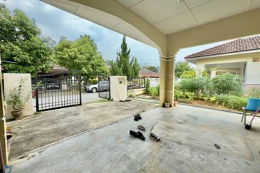 Taman Kota Warisan Permai