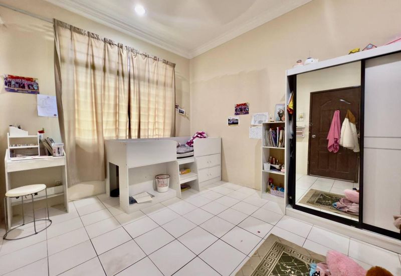 Taman Kota Warisan Permai