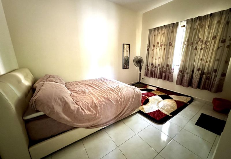 Taman Tasik Semenyih (Lake Residence)