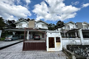 Taman Tasik Semenyih (Lake Residence)