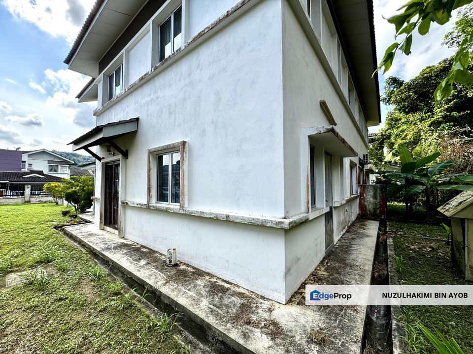 Super luas Semi D Fully Furnished di Taman Tasik Semenyih, Selangor, Semenyih