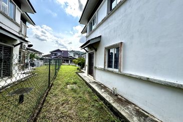 Taman Tasik Semenyih (Lake Residence)