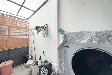 Laman Mawar @ Kota Seriemas