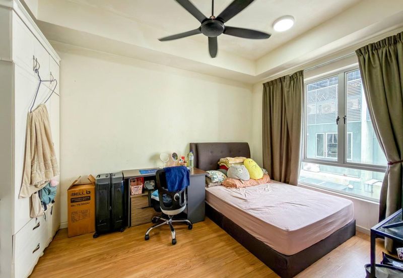 Parkfield Residences, Tropicana Heights