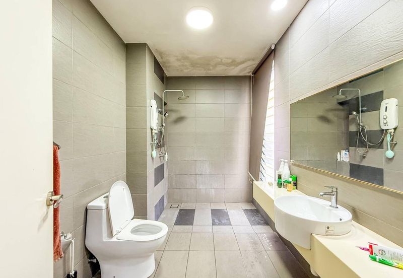 Parkfield Residences, Tropicana Heights