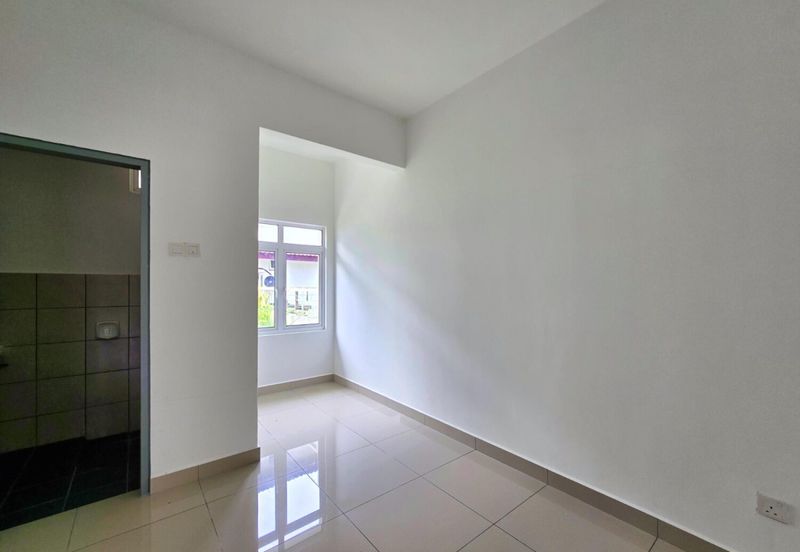 2 Storey Semi D at Taman Jenderam Damai, Dengkil, Sepang