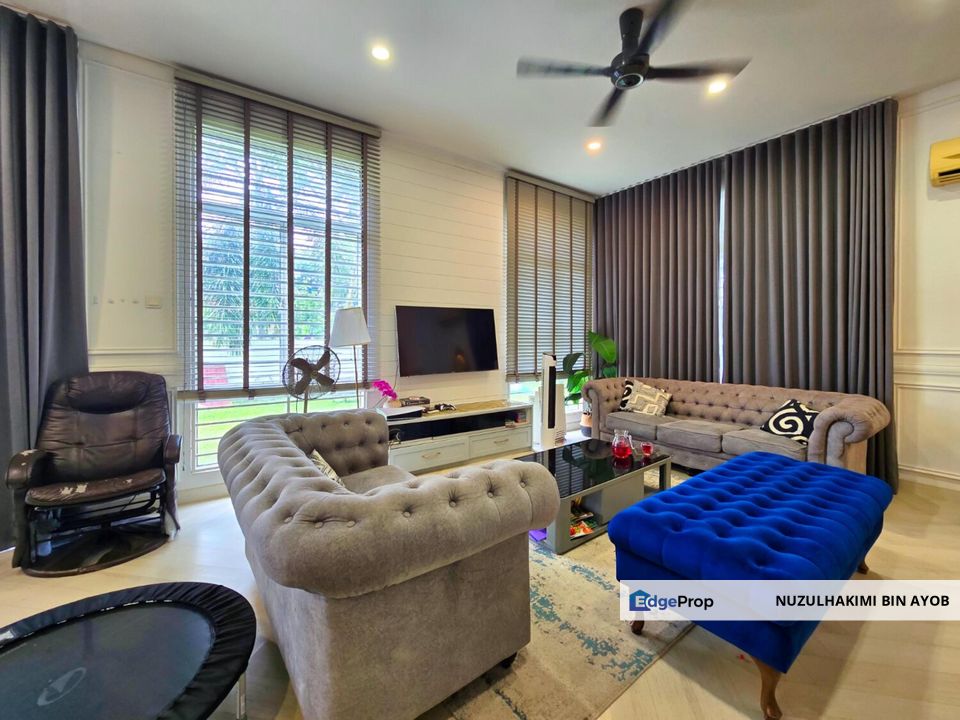 Dekat dengan Surau Zero Lot Bungalow 3 Tingkat di Seksyen 4, Shah Alam, Selangor, Shah Alam