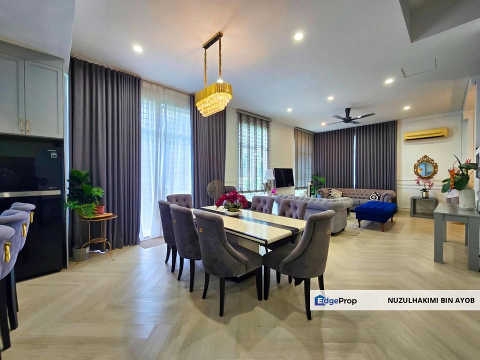 Dekat dengan Surau Zero Lot Bungalow 3 Tingkat di Seksyen 4, Shah Alam, Selangor, Shah Alam