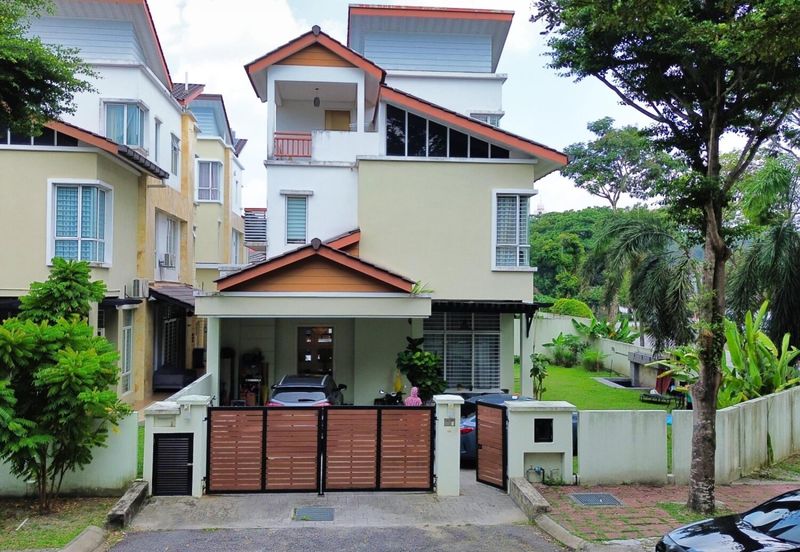 Seksyen 4, Shah Alam