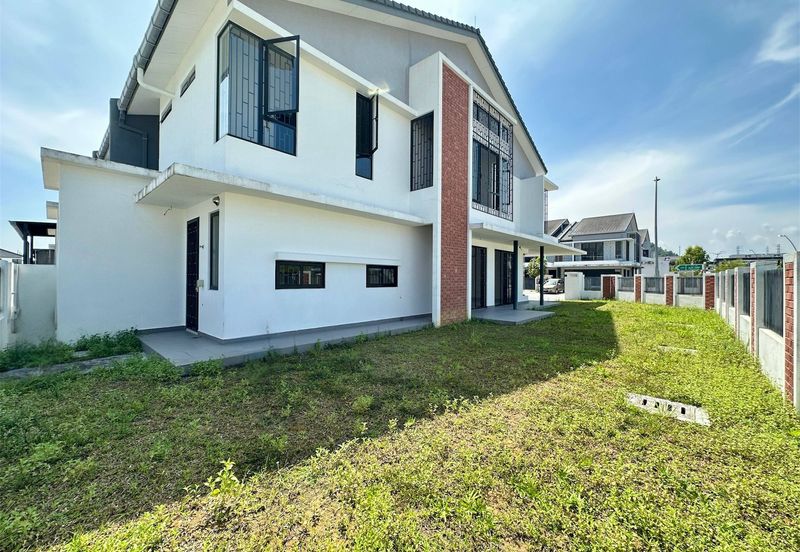 Elmina Green Three @ City of Elmina